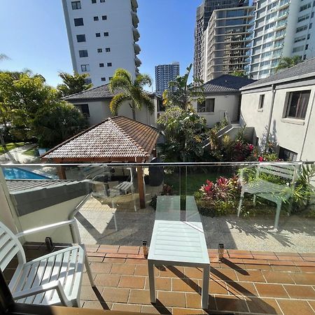 Burleigh Palms Holiday Apartments Гоулд Коуст Екстериор снимка