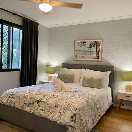 Burleigh Palms Holiday Apartments Гоулд Коуст Екстериор снимка