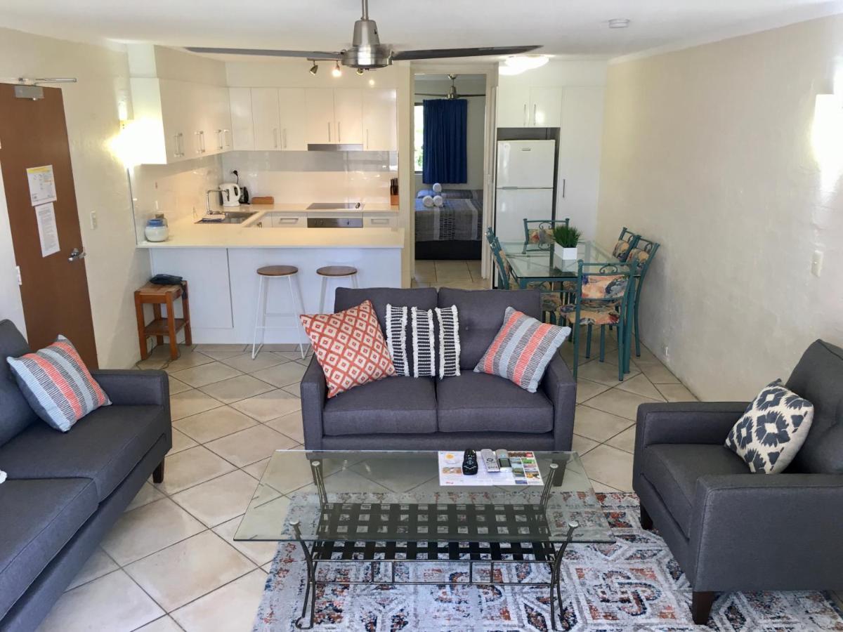 Burleigh Palms Holiday Apartments Гоулд Коуст Екстериор снимка