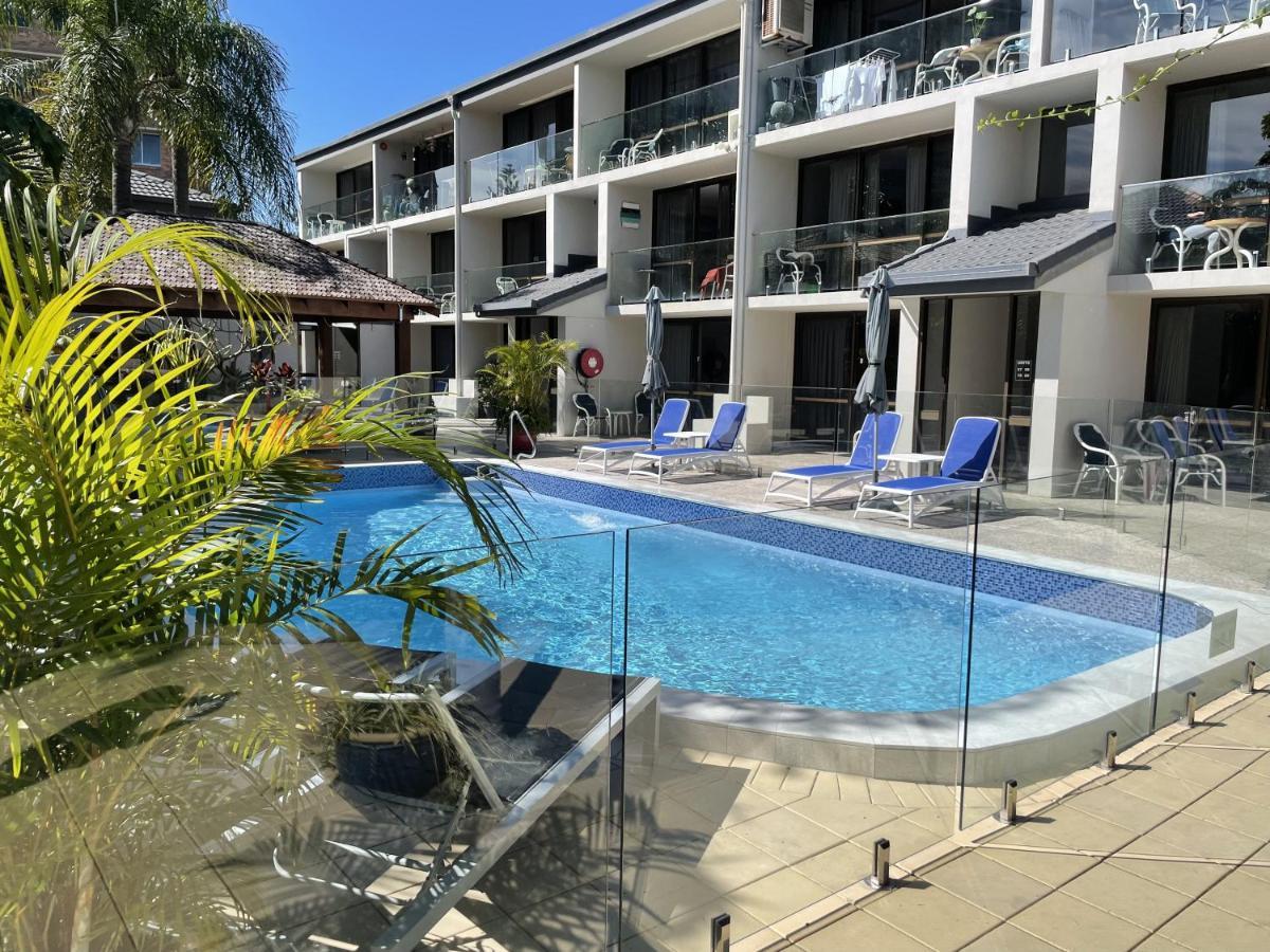 Burleigh Palms Holiday Apartments Гоулд Коуст Екстериор снимка
