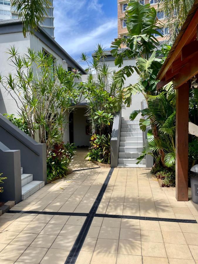 Burleigh Palms Holiday Apartments Гоулд Коуст Екстериор снимка