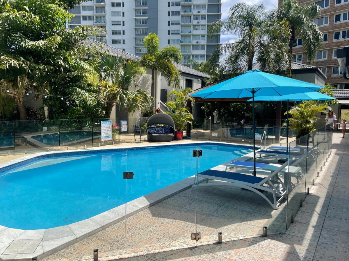 Burleigh Palms Holiday Apartments Гоулд Коуст Екстериор снимка