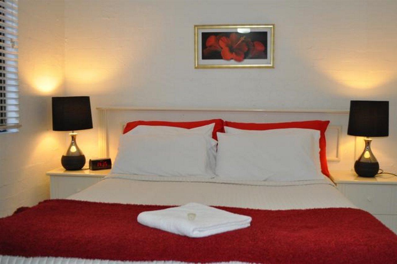 Burleigh Palms Holiday Apartments Гоулд Коуст Екстериор снимка