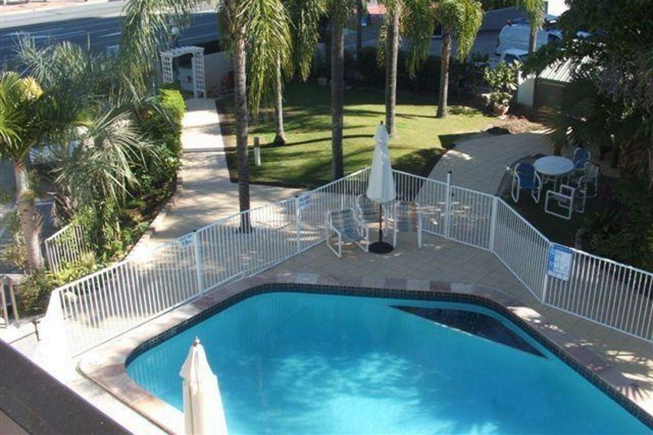 Burleigh Palms Holiday Apartments Гоулд Коуст Екстериор снимка