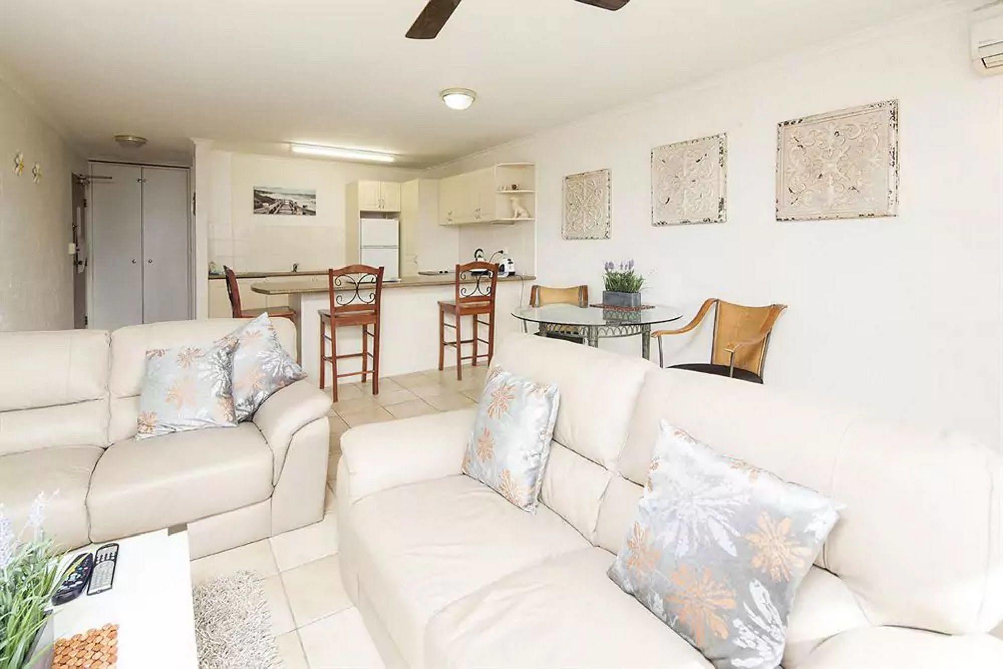 Burleigh Palms Holiday Apartments Гоулд Коуст Екстериор снимка